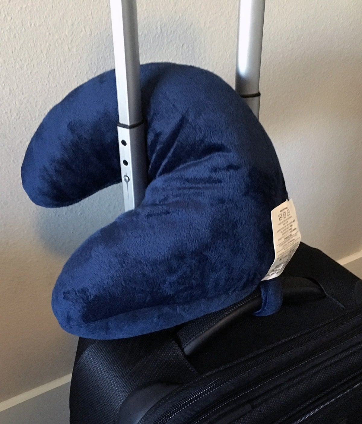 J Pillow Ultimate Travel Pillow Review 2024 Mattress Clarity