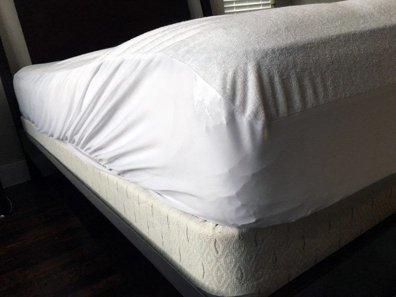 defend a bed deluxe mattress protector