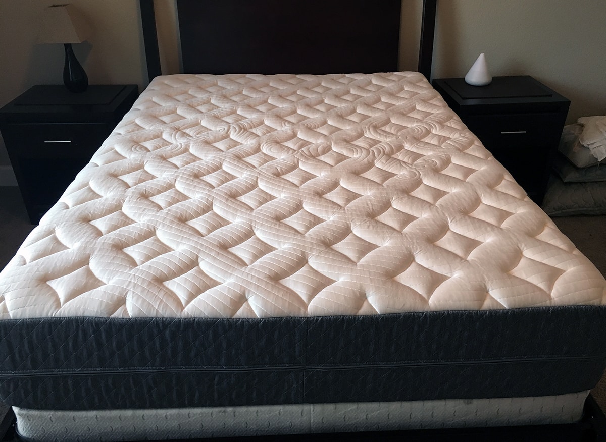 ghostbed luxe 13 memory foam mattress