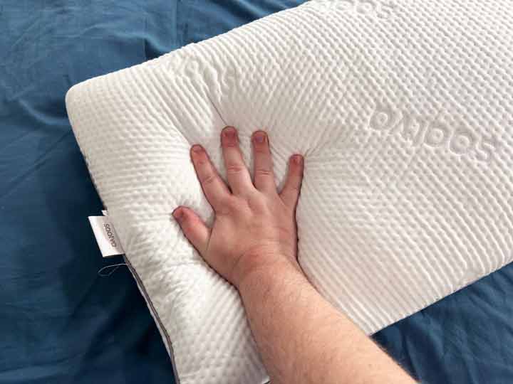 How to Fluff a Pillow, Pillow Fluffing